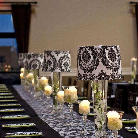 Doubletree By Hilton Phoenix-Gilbert Restaurant photo