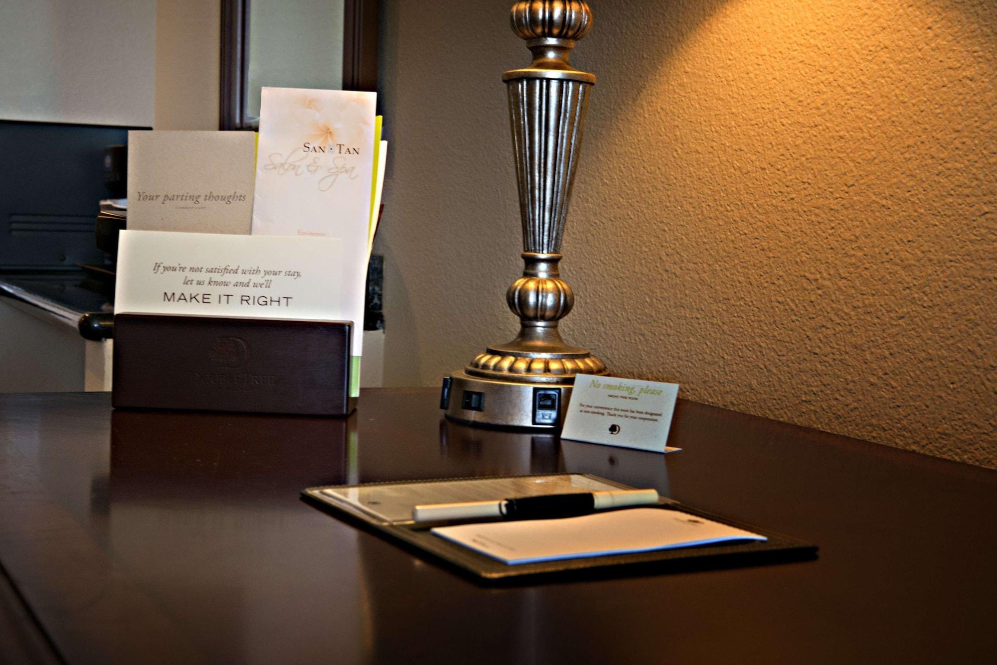 Doubletree By Hilton Phoenix-Gilbert Extérieur photo