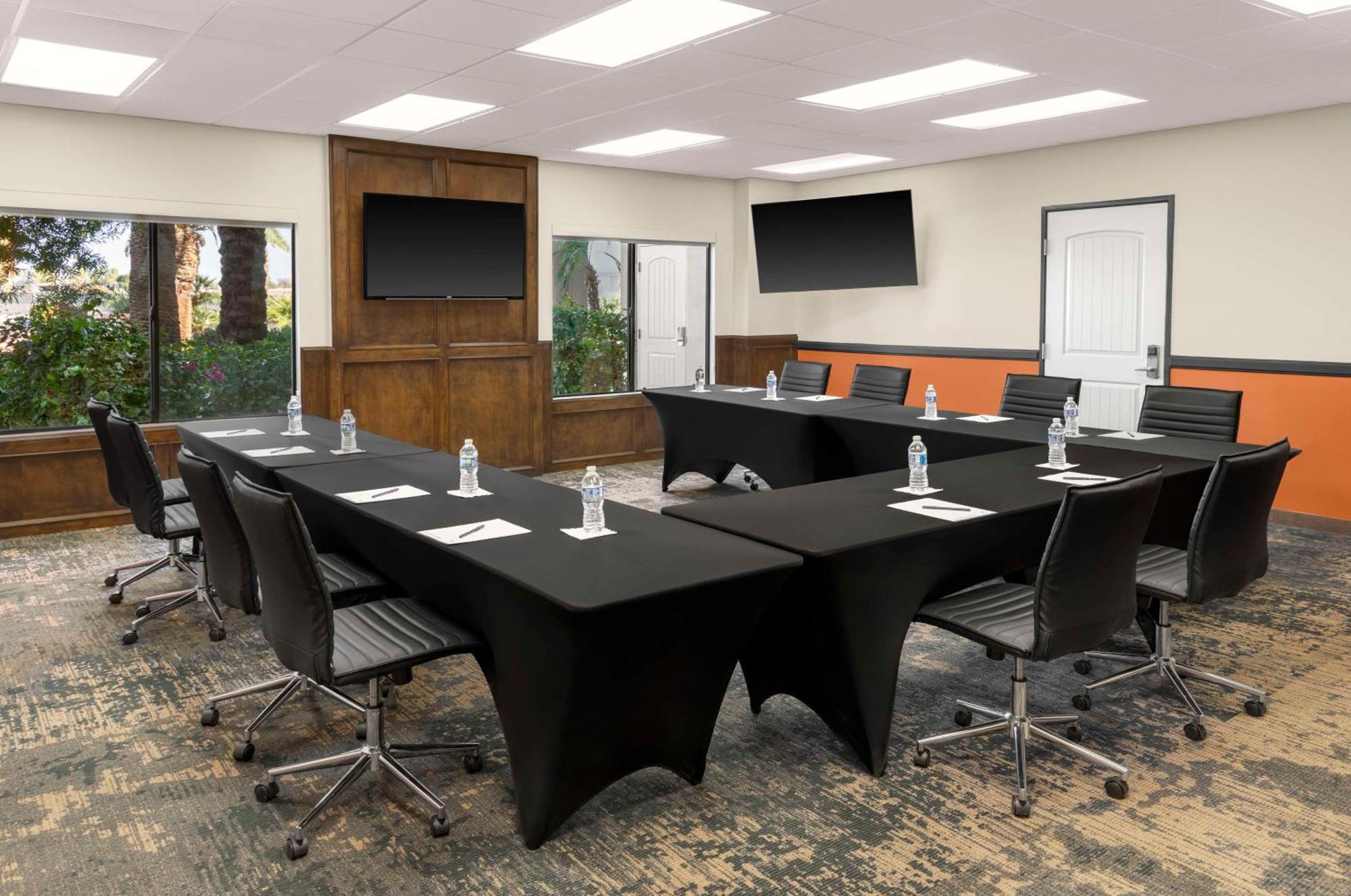 Doubletree By Hilton Phoenix-Gilbert Extérieur photo