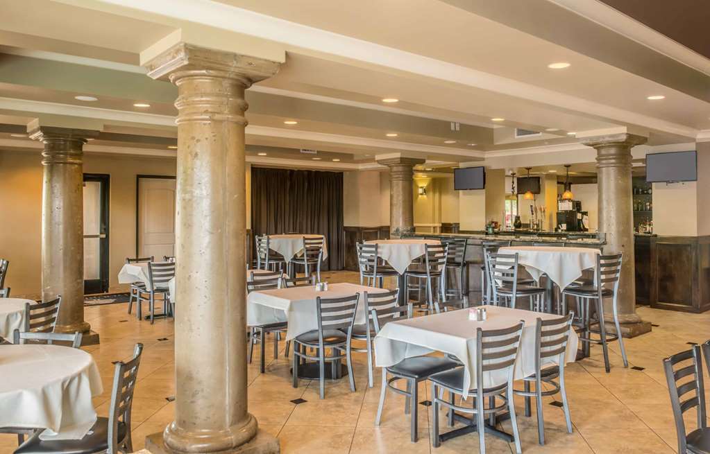 Doubletree By Hilton Phoenix-Gilbert Restaurant photo